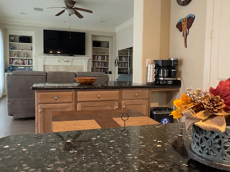2427 N Mystic Mdw — Photo 9