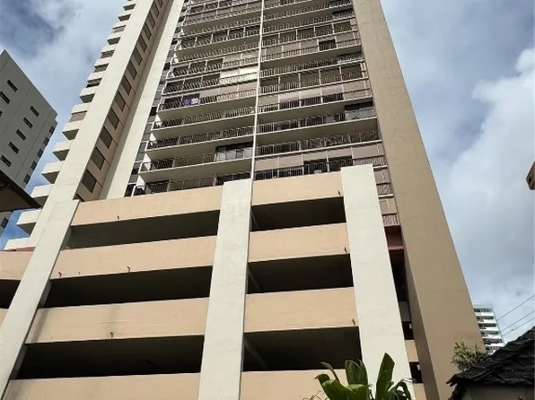 1201 Wilder Ave APT 2402, Honolulu, HI 96822