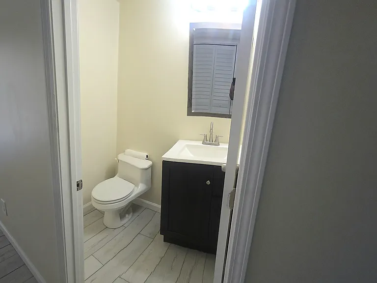 233 Peyton Pl SW — Photo 6
