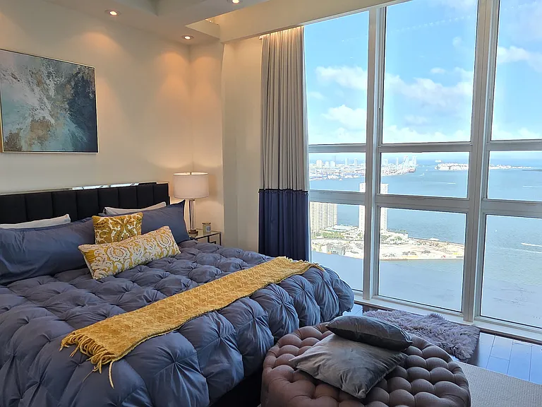 951 Brickell Ave #Penthouse 4308 — Photo 10