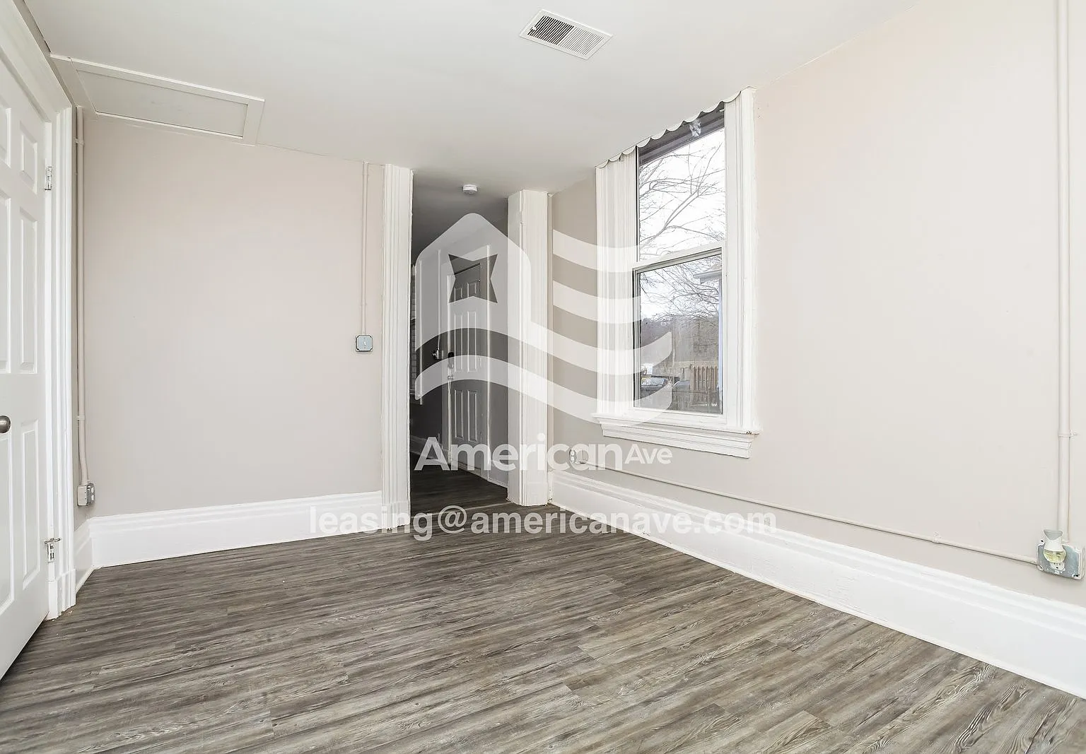 2 bed, 1.0 bath, 1167 sqft, $1,121 — Photo 3