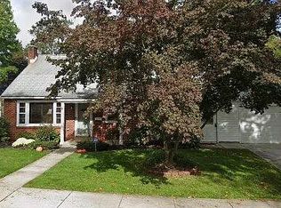 826 Linden Rd, Hershey, PA 17033