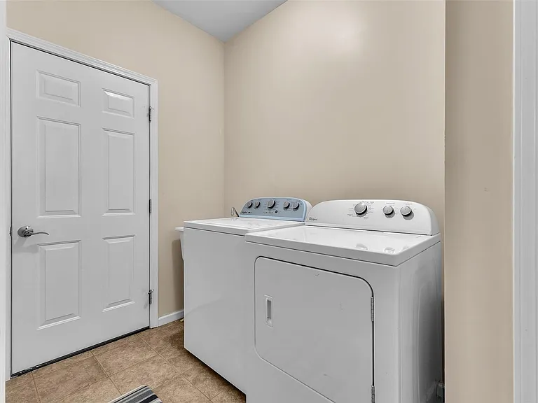 41590 Mitchell Rd — Photo 21