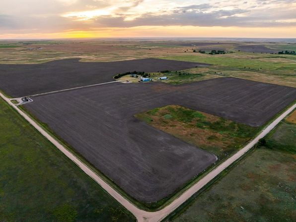 19766 290th Rd, Ransom, KS 67572