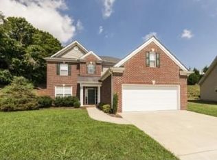 11718 Grove Hill Ln, Knoxville, TN 37932
