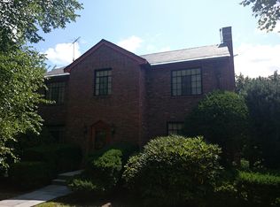 104 Somerset Rd, Brookline, MA 02445