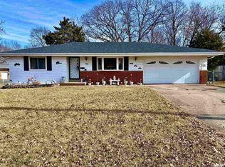 130 Glenridge Dr, East Peoria, IL