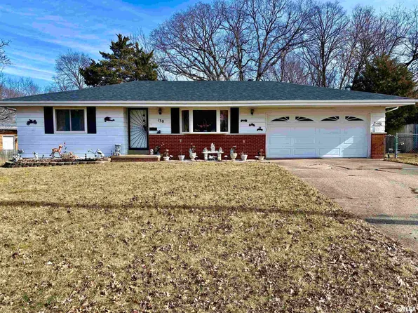 130 Glenridge Dr, East Peoria, IL 61611