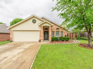 7924 Regency Ln, Fort Worth, TX 76134