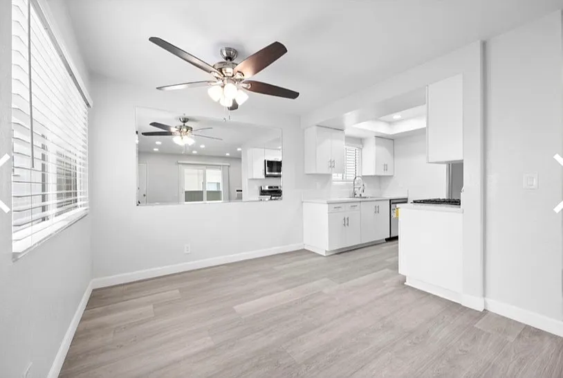 2 bed, 915 sqft, $4,195 — Photo 2