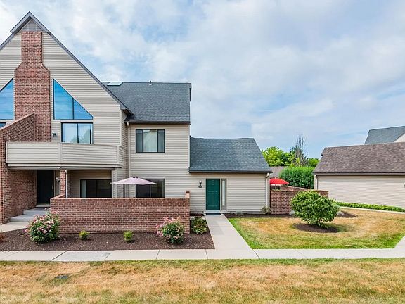 2nd image of 1016 Cherrington Dr