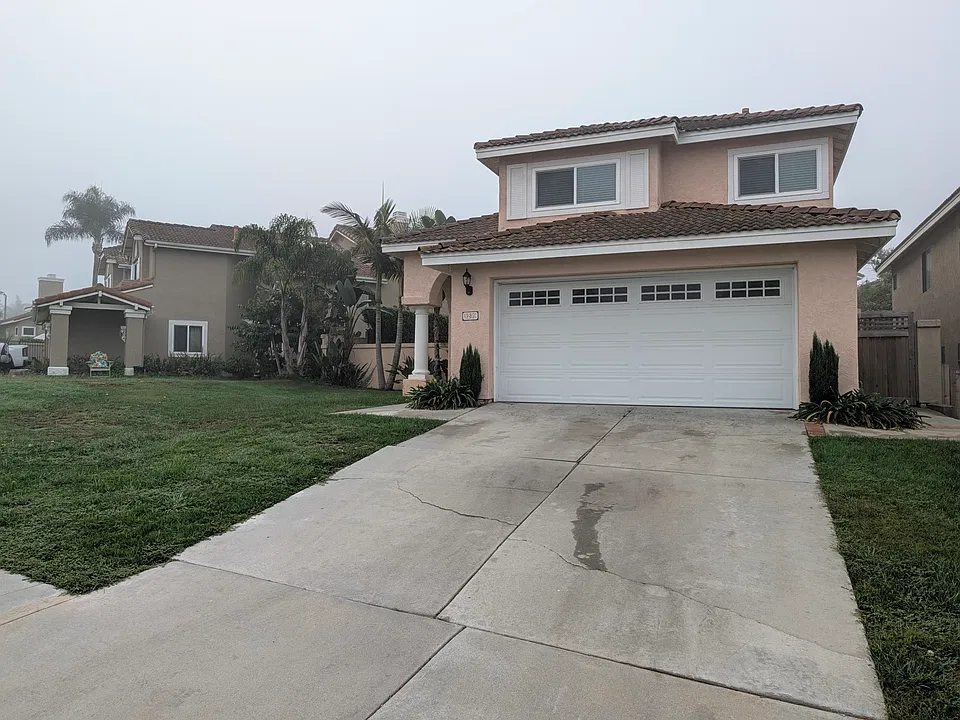 3239 San Helena Dr