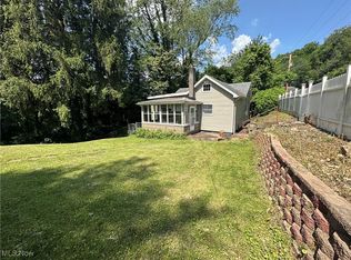 102 Wylie Dr, Short Creek, WV 26058
