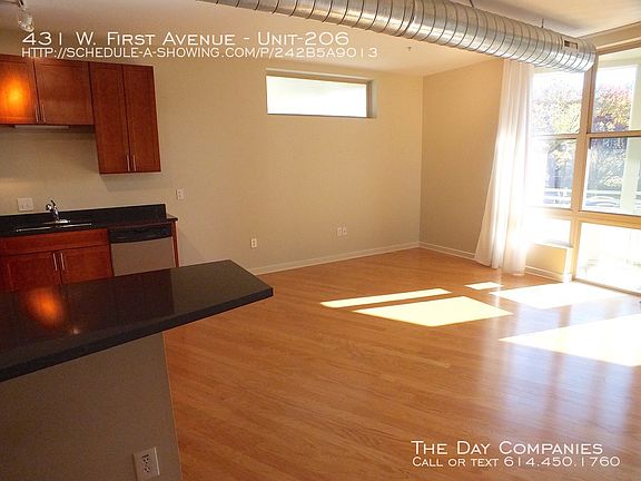 3rd image of 431 W 1st Ave
