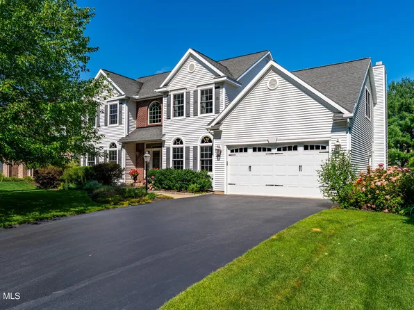 706 Penney Lane, Schenectady, NY 12303