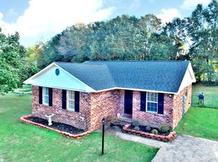 3321 Annie St, Dalzell, SC 29040