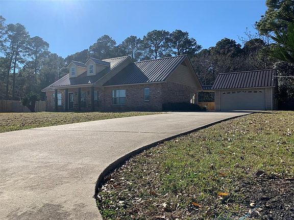 3rd image of 12961 Pelican Blvd