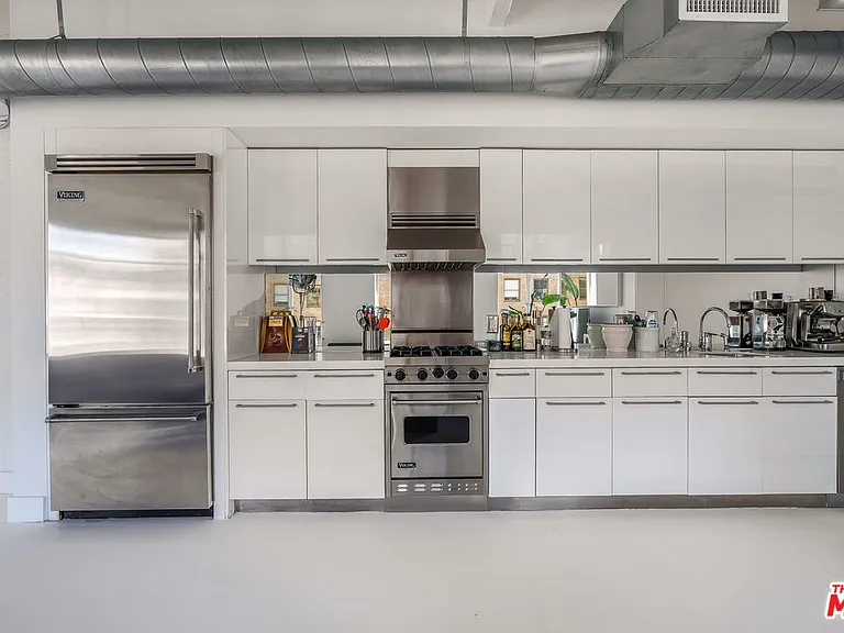 6253 Hollywood Blvd #901 — Photo 3