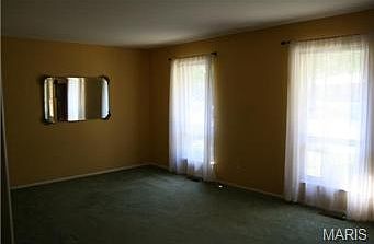 3rd image of 1507 Towne Dr
