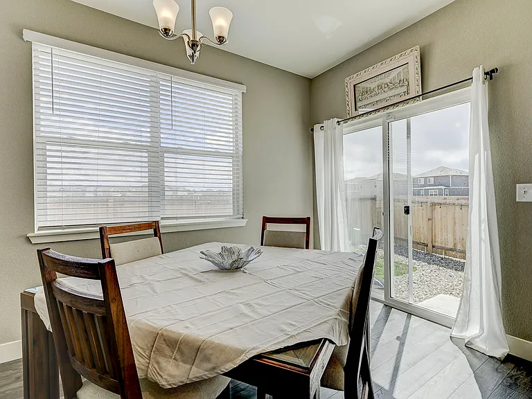 10525 Castor Dr — Photo 6