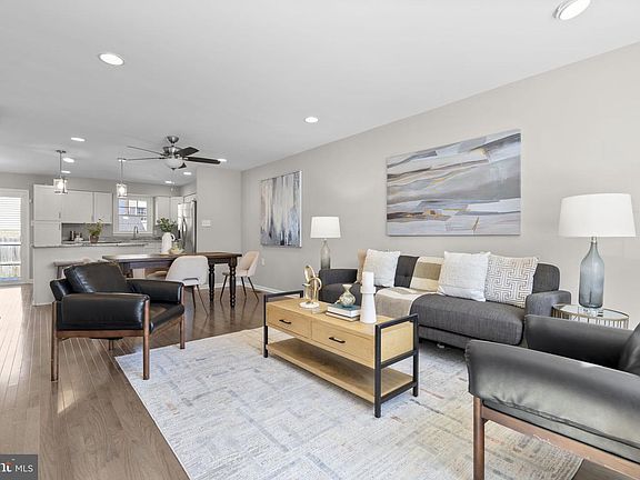 5th image of 3050 Seminole Rd