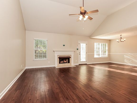 5th image of 1057 Blue Mountain Ln