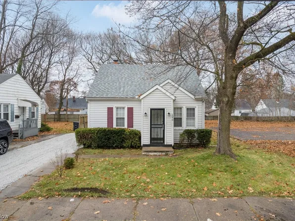 1070 S Hawkins Ave, Akron, OH 44320