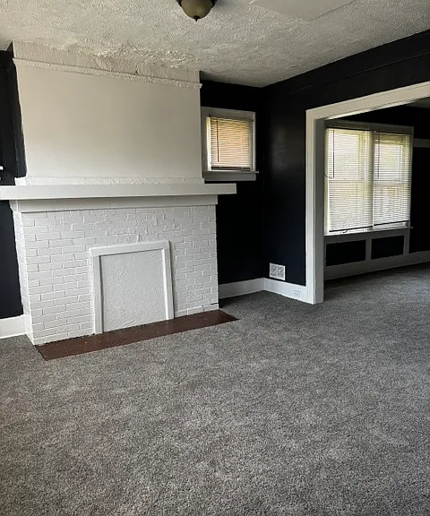 1977 Clairmount Ave — Photo 5