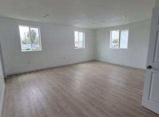 129 W 74th St, Los Angeles, CA 90003