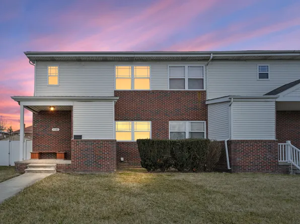 3383 Ewald Cir, Detroit, MI 48238