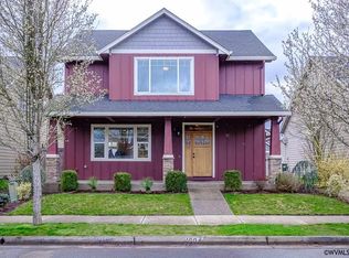 1604 Wood Duck St, Silverton, OR 97381