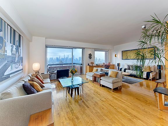 3rd image of 1239 Madison Ave #37A