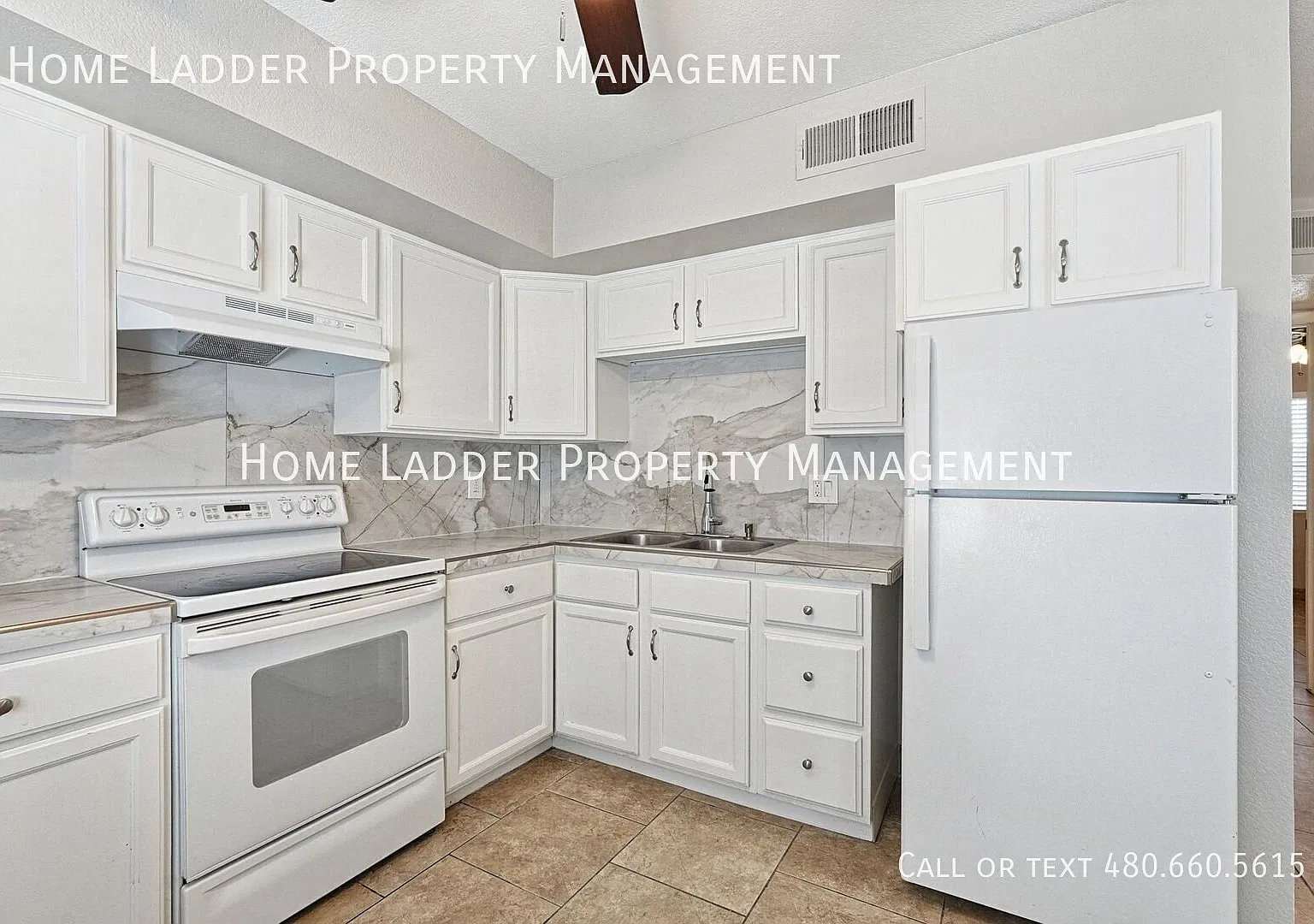 Charming Mesa Apartment with Convenient Amenities! — Photo 3
