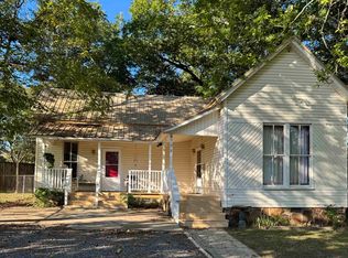 104 W Spring St, Heber Springs, AR 72543