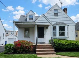 806 Lindegar St, Linden, NJ 07036