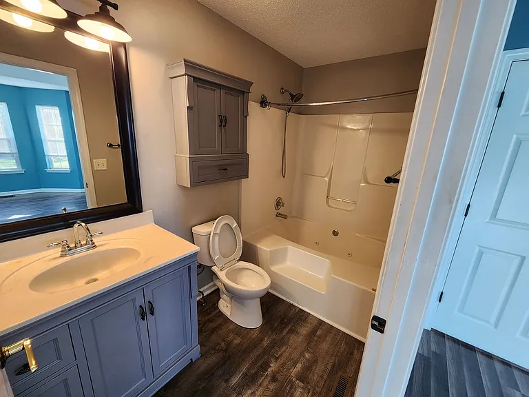 4028 Challis Dr — Photo 11