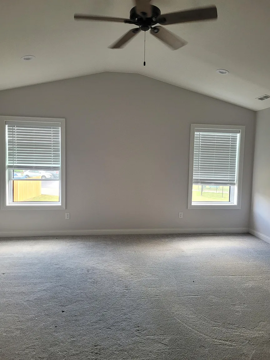 2404 Grey Fox Trl photo 1