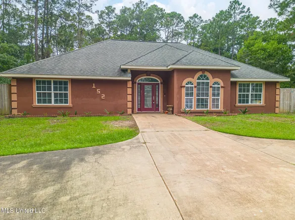152 Sycamore Dr, Pass Christian, MS 39571