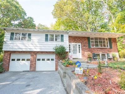 5 Fieldstone Ct, Newburgh, NY, 12550
