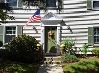 605N Winchester Ln, Monroe, NJ 08831