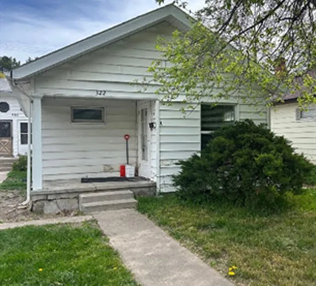 320-322 S 11th — Photo 1