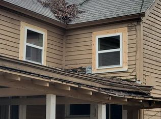 612 E Acheson St #UPST, Denison, TX 75021