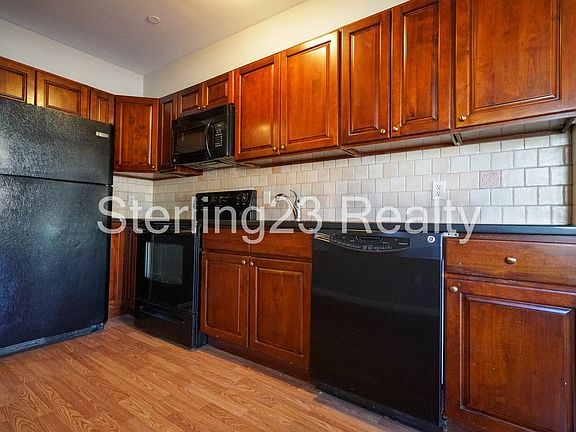 3rd image of 27-16 12th St #Cc3