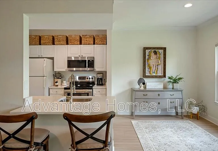 11610 Tomahawk Creek Pkwy #I — Photo 12