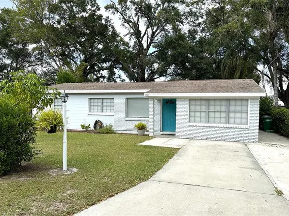 2914 E Howell St, Tampa, FL 33610