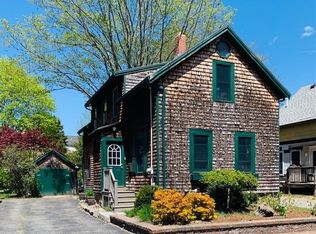 19 Maple St, Merrimac, MA 01860