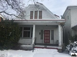 924 10th St, Huntington, WV 25701