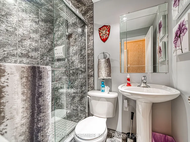 1 Johnswood Cres #BASEMENT — Photo 19