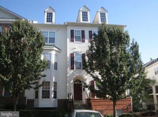 1597 Leeds Castle Dr APT 202, Vienna, VA 22182