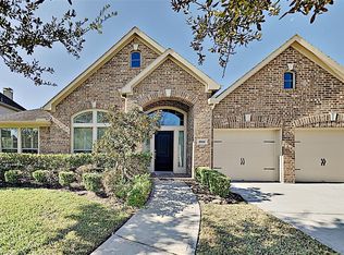 5546 Twin Rivers Ln, Sugar Land, TX 77479